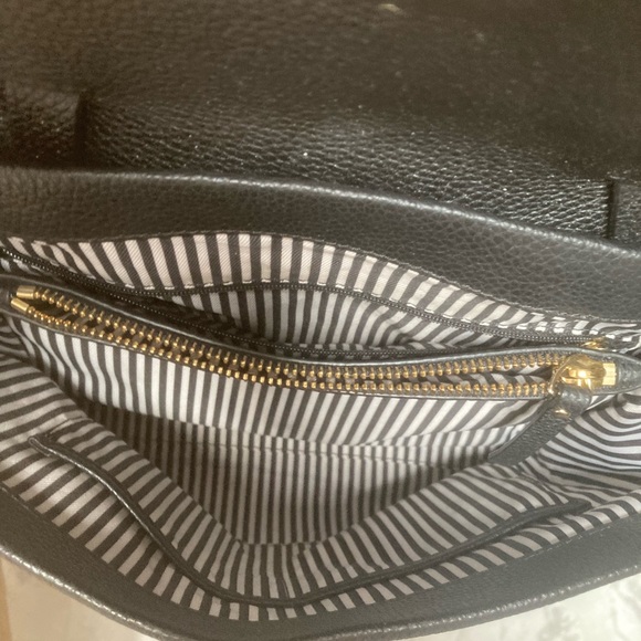 Kate Spade Purse - Picture 4 of 5